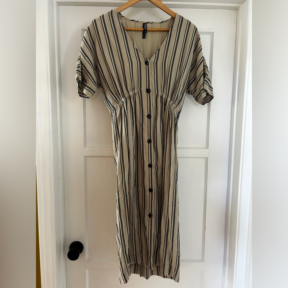RVCA Beige Oat Black Striped V Neck Button Down Midi Dress 100% Modal Size S